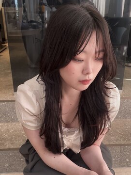 ジーナ 福岡天神(Zina) 韓国レイヤーカット/ハッシュカット/Zina福岡天神