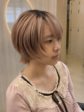 ウリ 横浜(uli) ショートウルフ×ベージュカラー