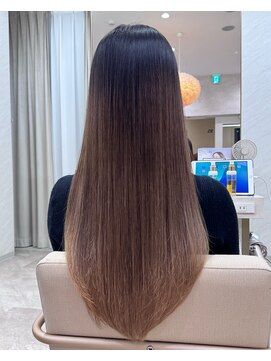 シンシア 銀座(sinsia) 30代　艶髪の秘訣は酸性ストレート[30代40代50代60代]