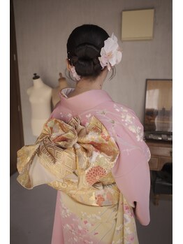 カイコヘアーアンドアートスタジオ(kaiko hair&art studio)の写真/《大切な日を彩る、着付けとヘアセット》