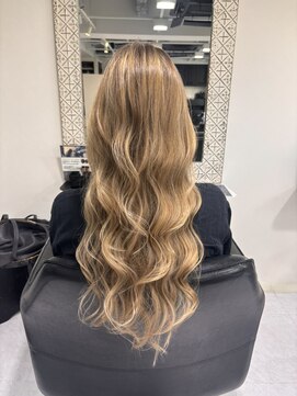BONDZSALON麻布十番/髪質改善/ヘッドスパ/縮毛矯正/レイヤーカット【ボンズサロン】 麻布十番 黒髪 メルティカラー ウルフミディ シースルーバング