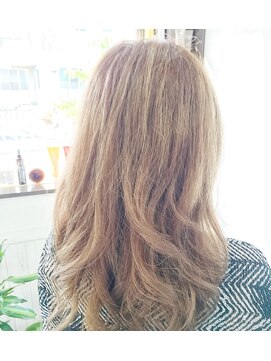 ヘアーサロン ライズハート(Rise Heart) 3Dミルクティーベージュ