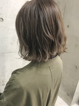 ルノン(LUNON) 【LUNON】ハイライトミルクティーベージュ