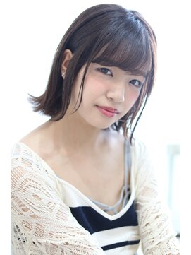 アーレル(Arlel) ☆Arlel 池袋☆外ハネノーブル耳掛けボブ