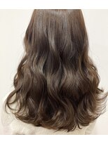 ヘッズ 本八幡店(HEADS)&nbsp;ツヤカラー　ブラウンベージュ　HEADS 市川　学割　イルミナ