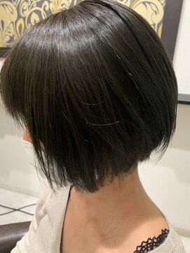 ビューティーボックスハーモニー(BeautyBox Harmony) くすみグリーン