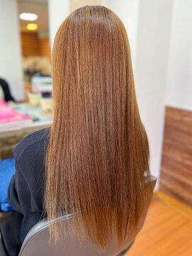 アークスヘアー 20代30代40代髪質改善カラーミルクティーベージュ艶感ストレート