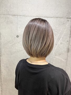 ミラシィ 稲毛(Mirashy) ショートヘア×海外風バレイヤージュ