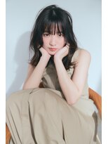 レーヴバイキートス(REVE by kiitos) 【REVE】こなれミディアム/くびレイヤー/愛されヘア/外ハネ