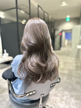 アクション 心斎橋店(ACTION) 20代30代レイヤーカット　韓国ヘア　オリーブグレージュ