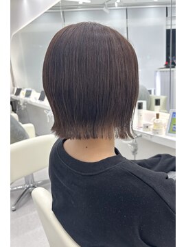 レプリカ 戸塚(Replica) 切りっぱなしボブ