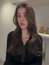 グランツ(hair design Granz)&nbsp;長さを変えずにスタイルチェンジ！レイヤーロング