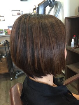 ケアルタイム(Curel time) 緩やか前下がりボブ