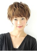 前髪大人かわいい美髪ホワイトグレージュネビージュショートボブ