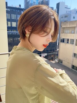 ロンド ストラーダ 心斎橋(Lond strada) セクションカラーペールベージュ