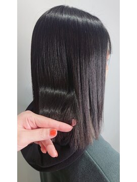 ヨンセンチメートル 金沢駅西店(4cm) 髪質改善トリートメント