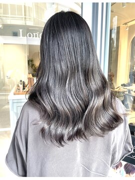 ロンドジェネルーズ 柏(Lond generous) 【小林翼】ハイライト透明感 くすみアッシュ 顔周り白髪ぼかし