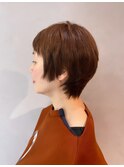 ショートボブ+ベージュブラウンカラー