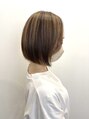 ゼンドットカラスマ(Zen.karasuma) 白髪があってもカラーが楽しめる白髪ぼかしハイライト提案！