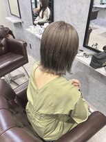 グラッジ 池袋(GLADGE)&nbsp;グレージュ アッシュ くすみ系カラー ブリーチカラー