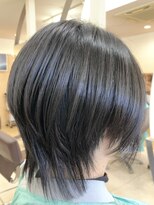 カットハウス はさみの部屋&nbsp;ウルフ/ショートレイヤー/襟足長め/耳掛け/流しバング