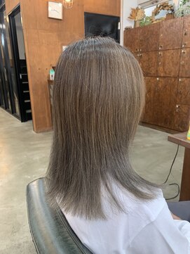 ヘアメイク デザート(HAIR MAKE DESART) グレージュ