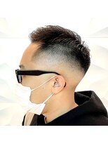 銀座マツナガ 浅草店&nbsp;メンズスキンフェードショートアップバングフォワード短髪