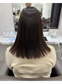 ミディアムヘアカカオブラウンストレート美髪ヘア