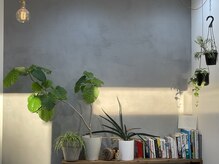 ヒト(Hito)の雰囲気（タブレットでWeb雑誌をご覧頂けますが、紙の書籍もございます。）