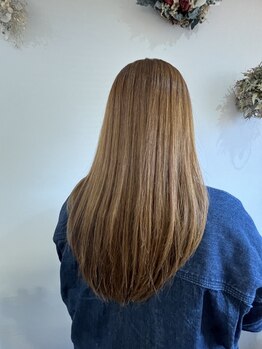 マカナ(macana)の写真/特許取得の髪質改善カラーで自分史上最高の艶髪へ－思わず触れたくなる美髪を創ります[松本/髪質改善]