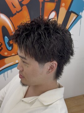 ビカム 名駅(become) スパイキーテーパーフェード