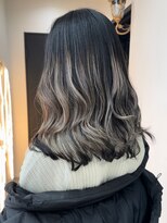 ジーディーエス(GDS)&nbsp;グラデーションバック×裾カラー