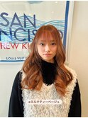 ミルクティーベージュ