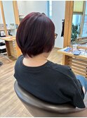 ショートカット　ボルドーカラー