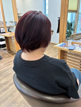 リノ(Lino) ショートカット　ボルドーカラー