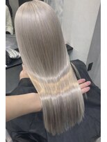 キリカ 新宿東口(KIRIKA) ミルクティー/ベージュ/髪質改善/ブリーチ/ダブルカラー/新宿