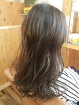 ララテラス(LaLa Terrace)&nbsp;～LaLa Terrace流～カーキアッシュ×無造作ルーズウェーブ