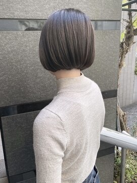 アルティナ(artina) ぱつっと丸みボブ【artina町田】