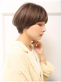 ナチュラルショートヘア