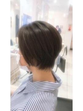 アッシュ 西荻窪店(Ash) スッキリショートボブ