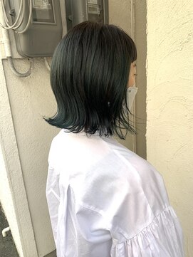 ブラン 阪急伊丹駅前店(Blanc.) 深みグリーン　秋冬カラー　オリーブグレージュ