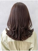 レイヤーカット_ショコラアッシュヘルシースタイル_ba403692