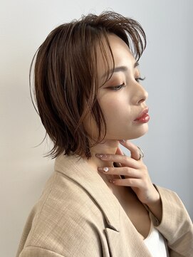 ヴェイン 渋谷(vain) ★くびレイヤー黒髪エモージュ小顔レイヤーロンググレーベージュ