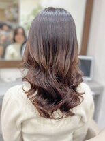 アミー 駒澤(Ammy komazawa)&nbsp;ミディアムコテ巻き風パーマ デジタルパーマ/韓国風パーマ 纐纈