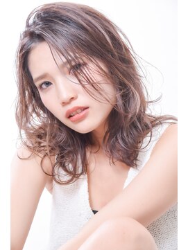 ルナブーケ(luna-bouquet) ミディアムパーマ