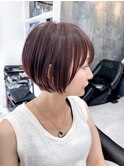 丸みショートボブxナチュラルピンクブラウン