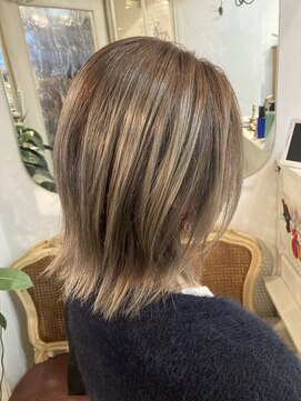 シェノン 赤羽店(CHAINON) ケアブリーチハイトーンベージュこなれミディくびれヘア赤羽