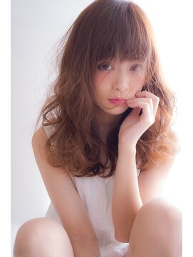 ミラレスカ 栄(MIRA RESCA) ミラレスカ 透明感のある外国人風イノセントセミディbyウラタニ