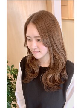 ニコ(nico) 外はねロングヘア