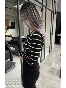 アコ(Aco) ★ラベンダープラチナシルバーのバレ★